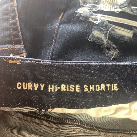 AMERICAN Eagle Curvy Hi Rise Shortie Stretch Distressed Shorts Women's Size 4 - Picture 11 of 16